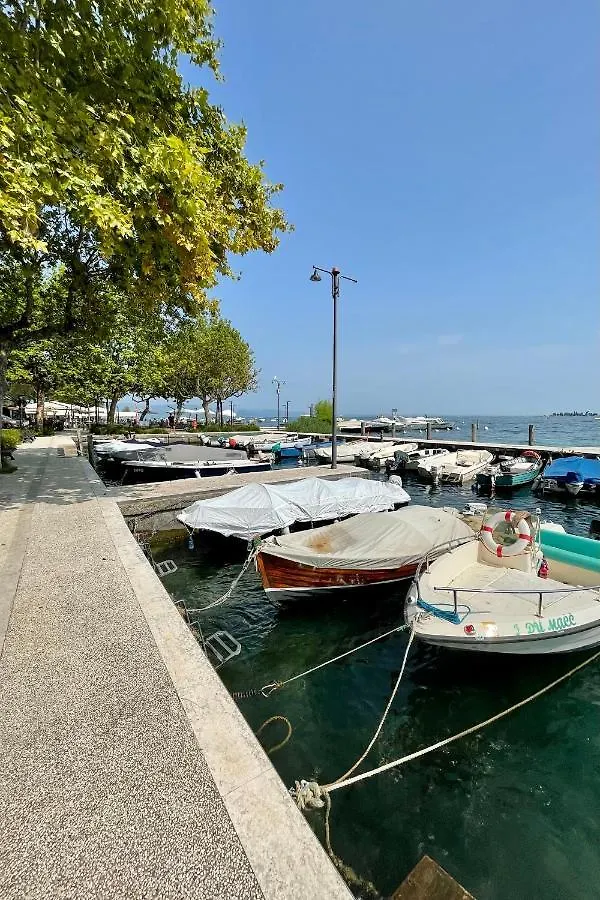 Borgo Dei Sogni - Unique Loft - Lago Di Garda San Felice del Benaco 0*,  Italien