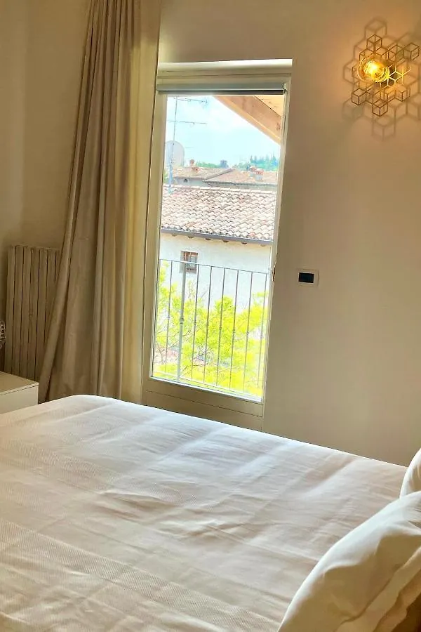 Apartment Borgo Dei Sogni - Unique Loft - Lago Di Garda San Felice del Benaco Italien